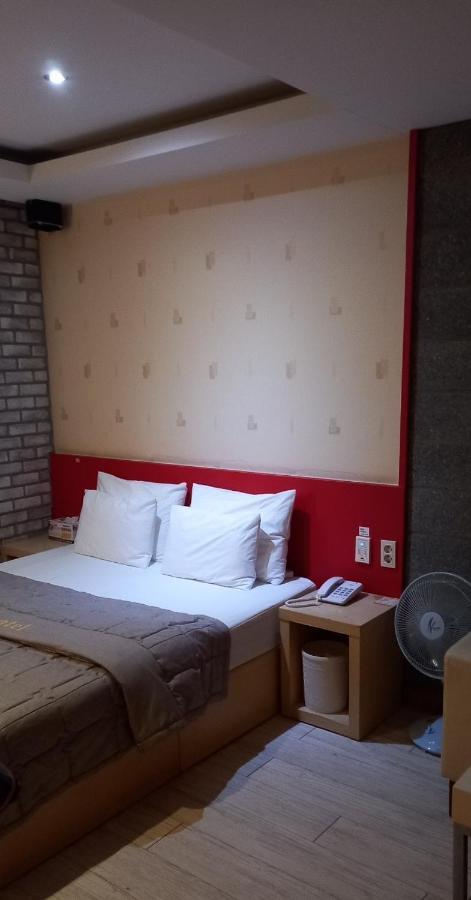 Design Motel T Ульсан Екстер'єр фото